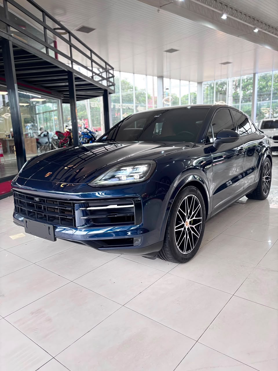 PORSCHE CAYENNE 2016 — foto 1