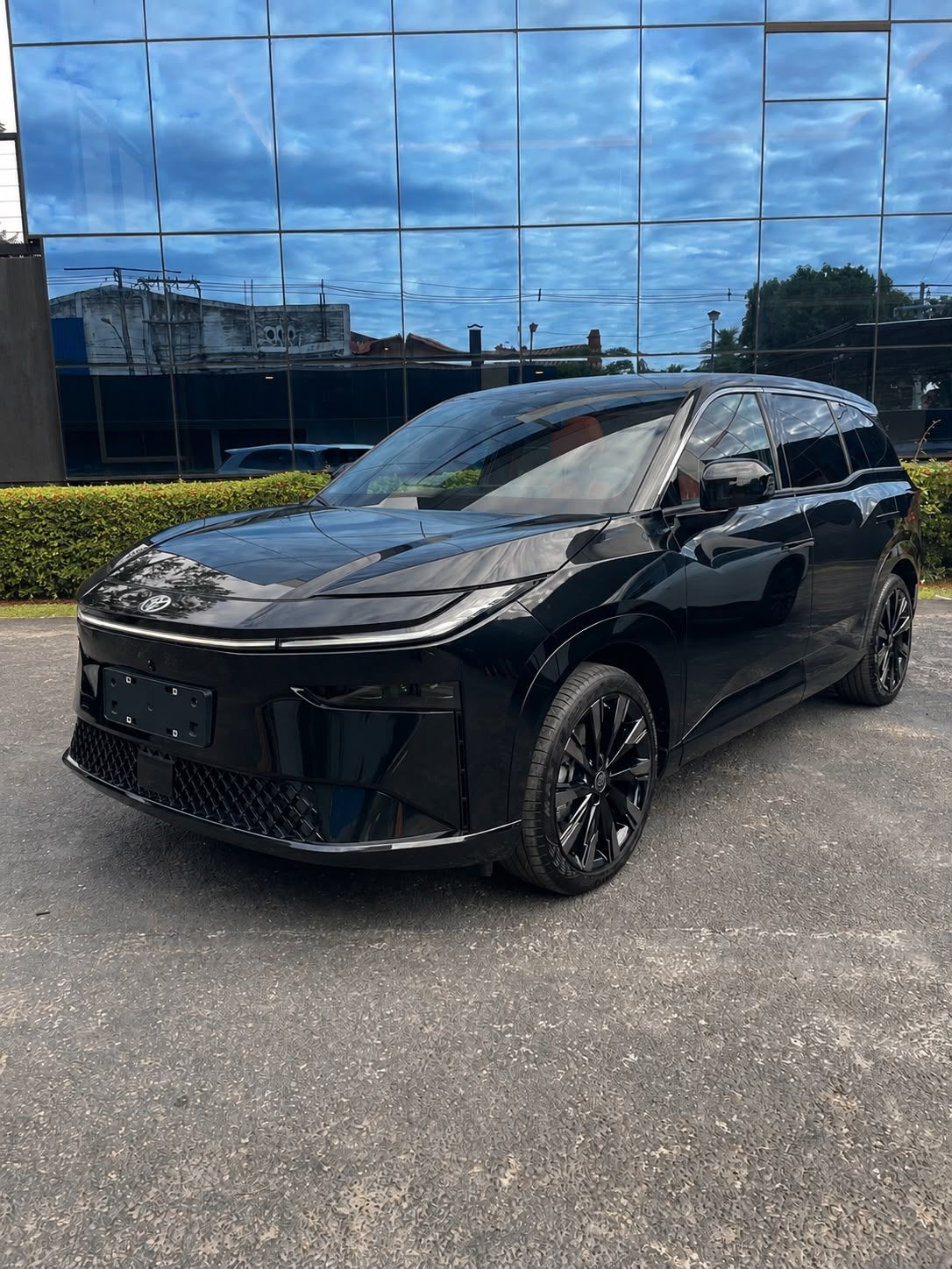 TOYOTA BZ3X 520 PRO+ 2025 — foto 1