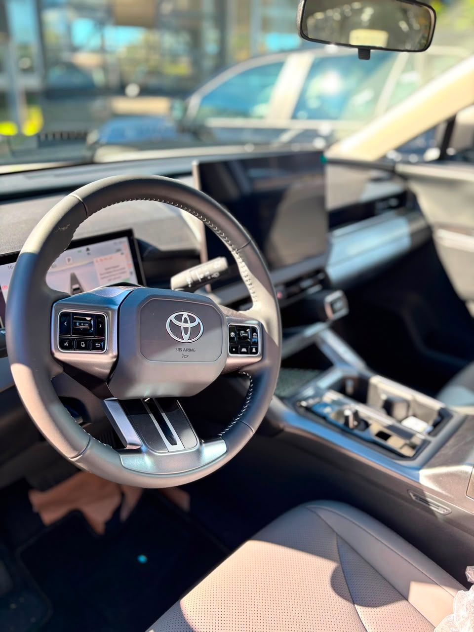 TOYOTA RAV 4 LUXURY 2.0 2026 — foto 2