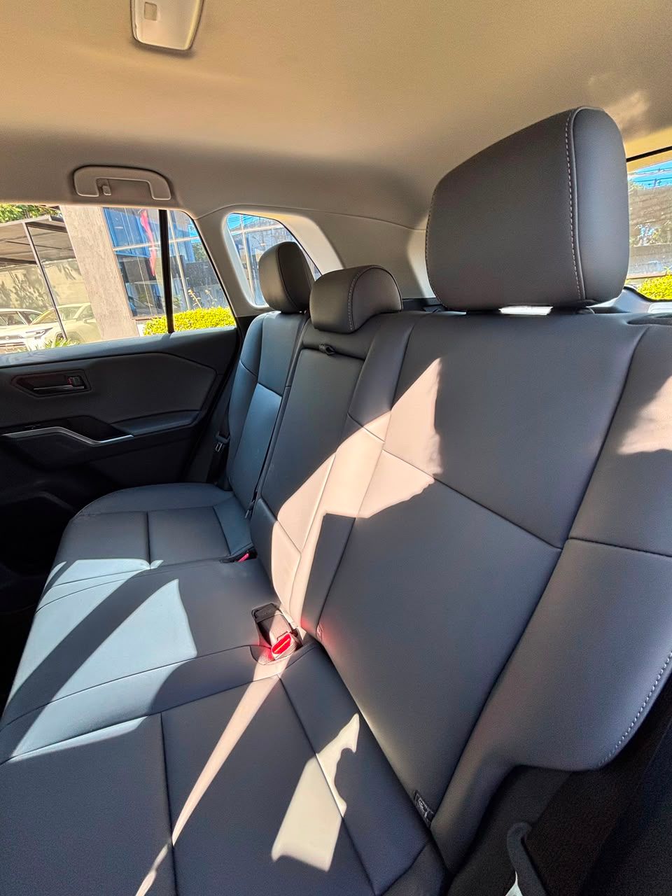 TOYOTA RAV 4 2026 — foto 2
