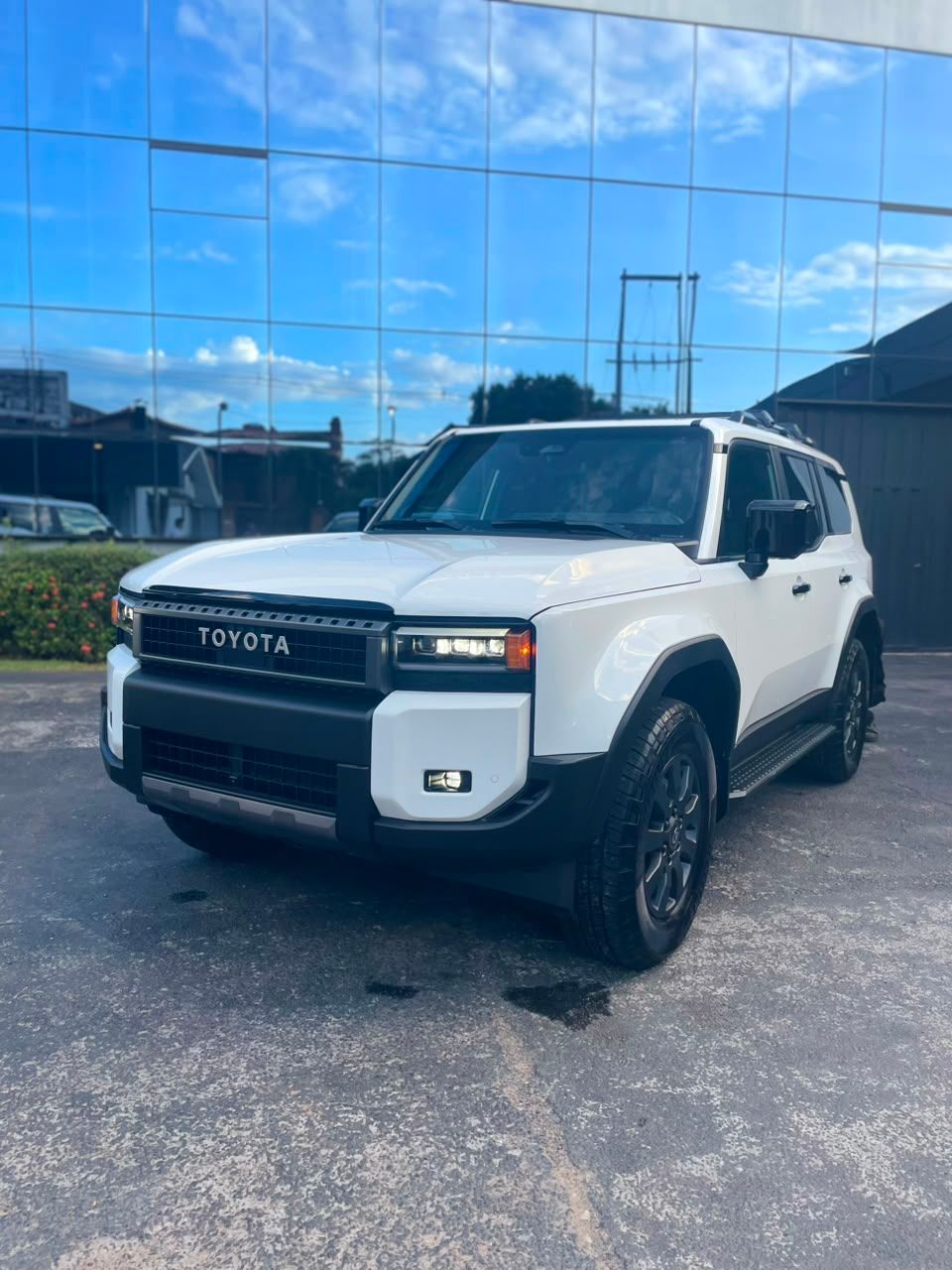 Toyota Land Cruiser Prado 2026 — foto 1