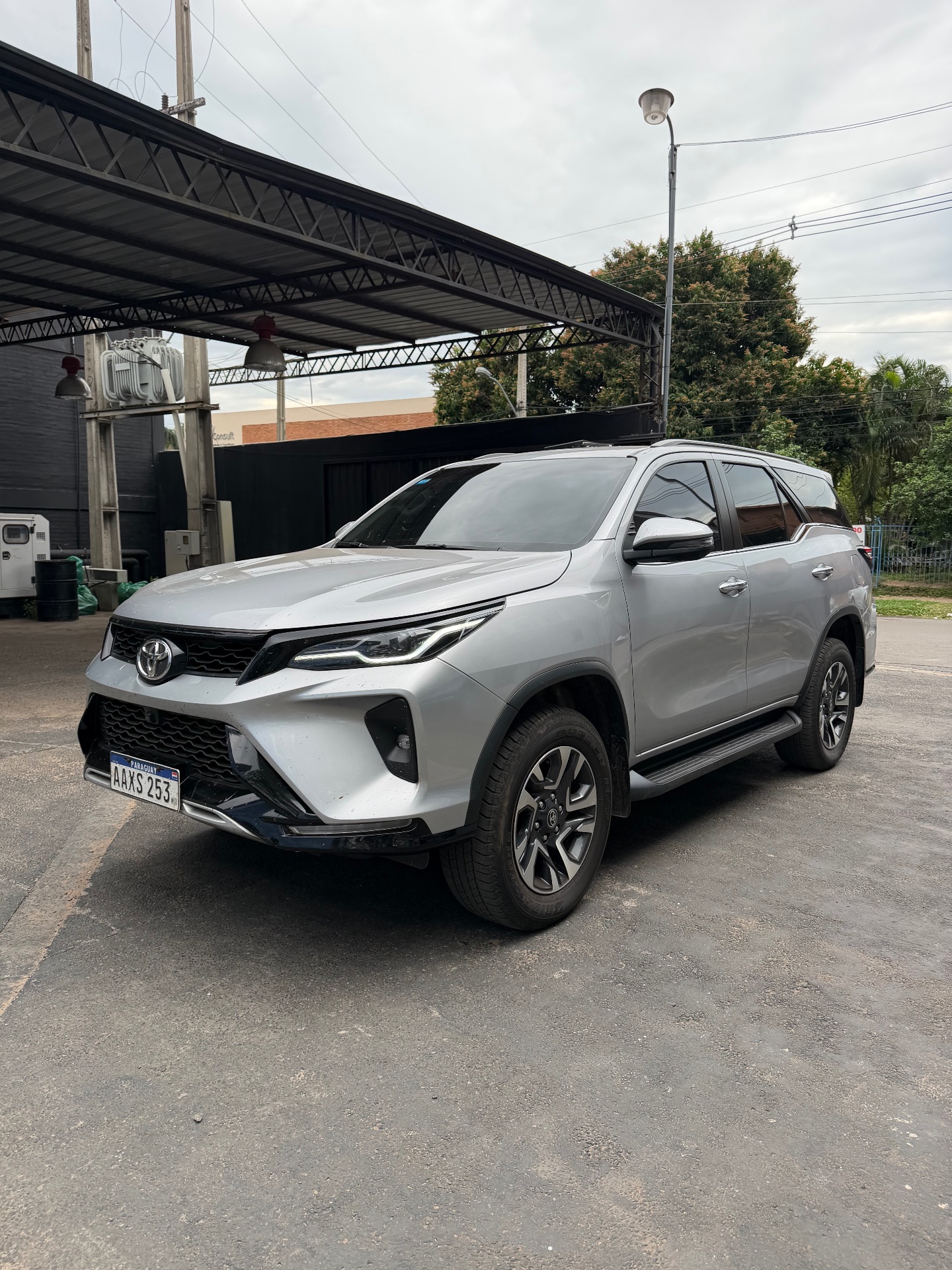 Toyota Fortuner 2025 — foto 1