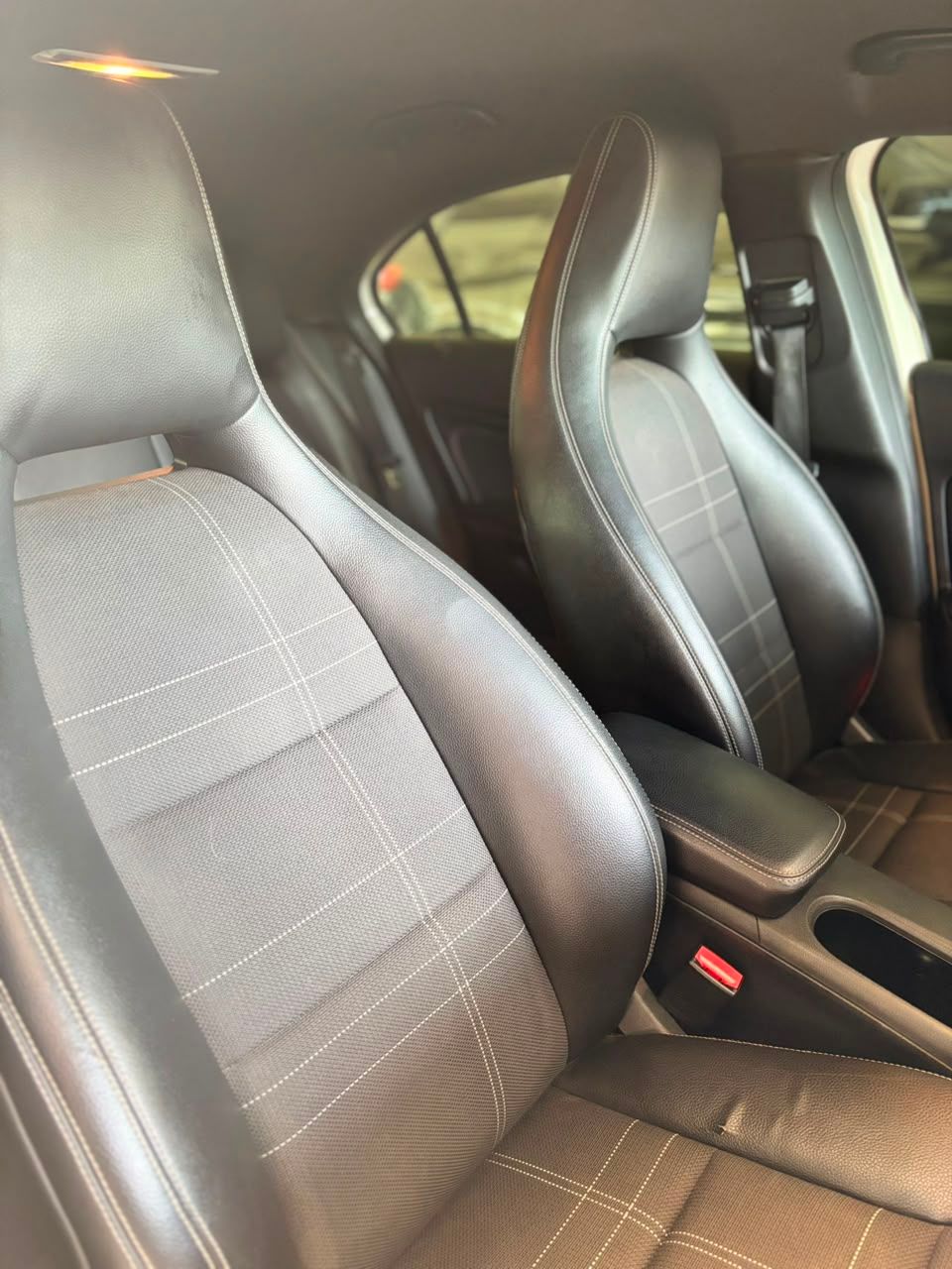 Mercedes Benz A200 2014 — foto 4