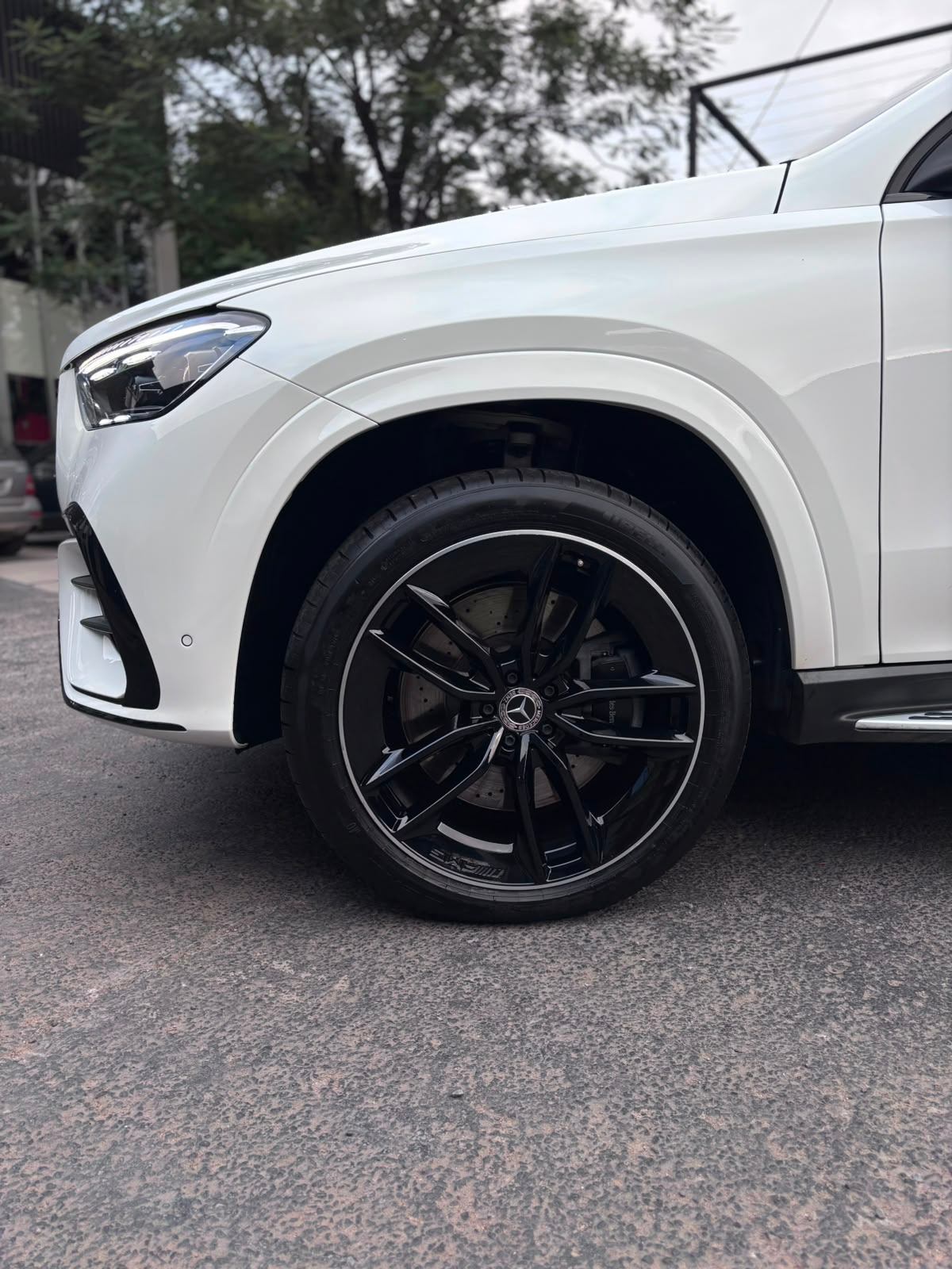 Mercedes Benz GLE450 d 2025 — foto 5