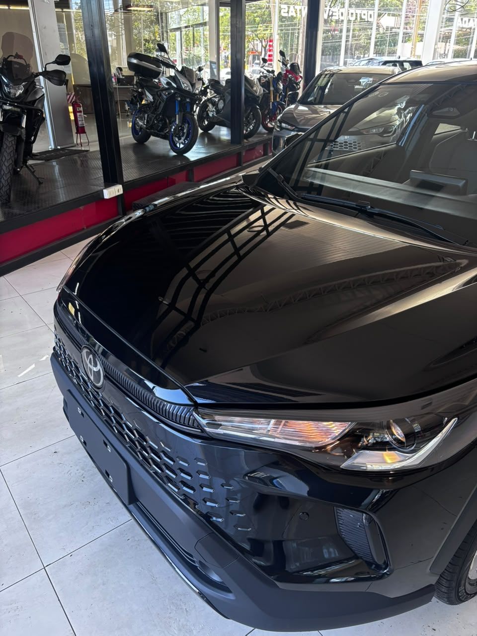 Toyota Corolla Cross 2026 — foto 1