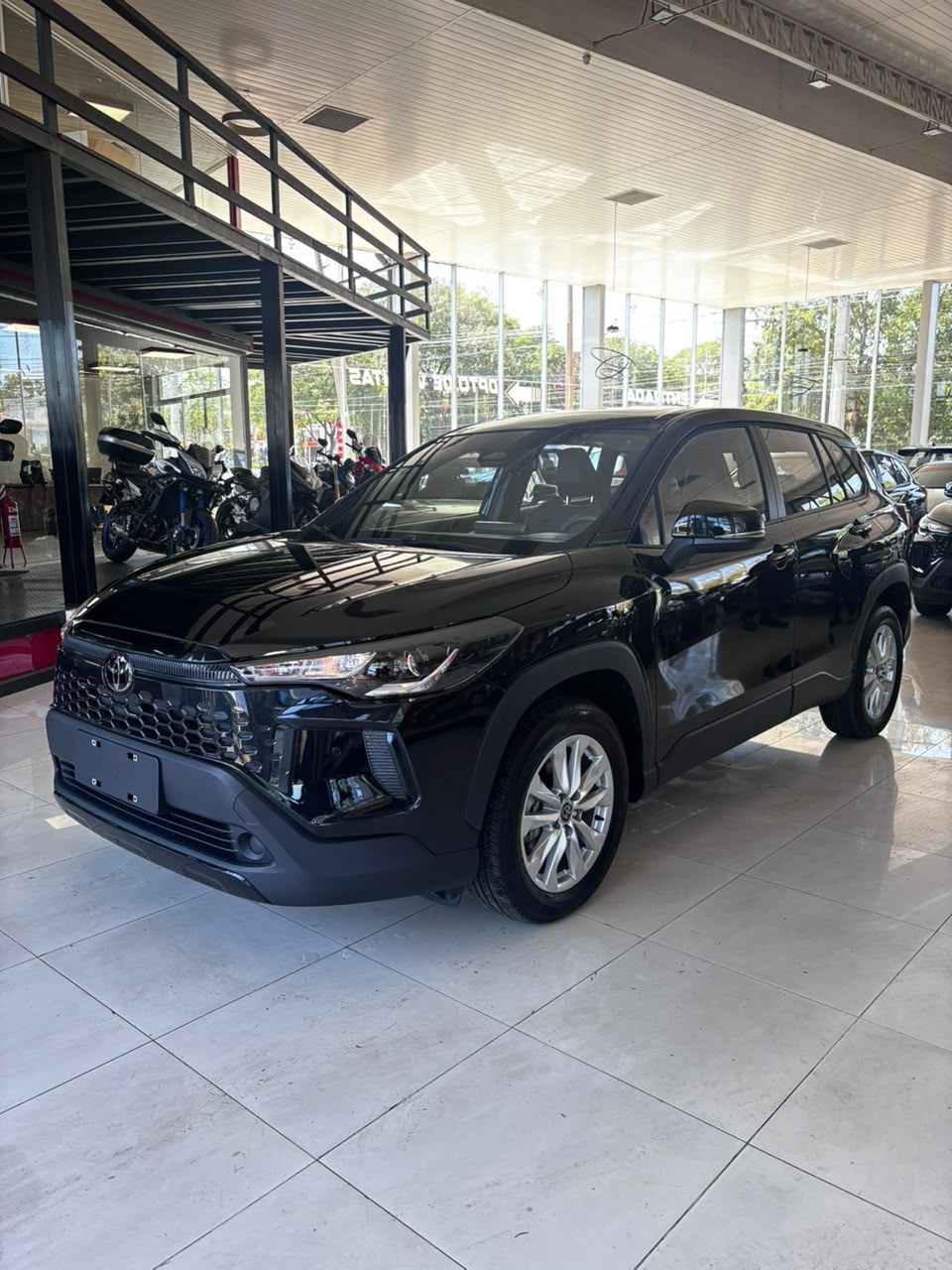 Toyota Corolla Cross 2026 — foto 1